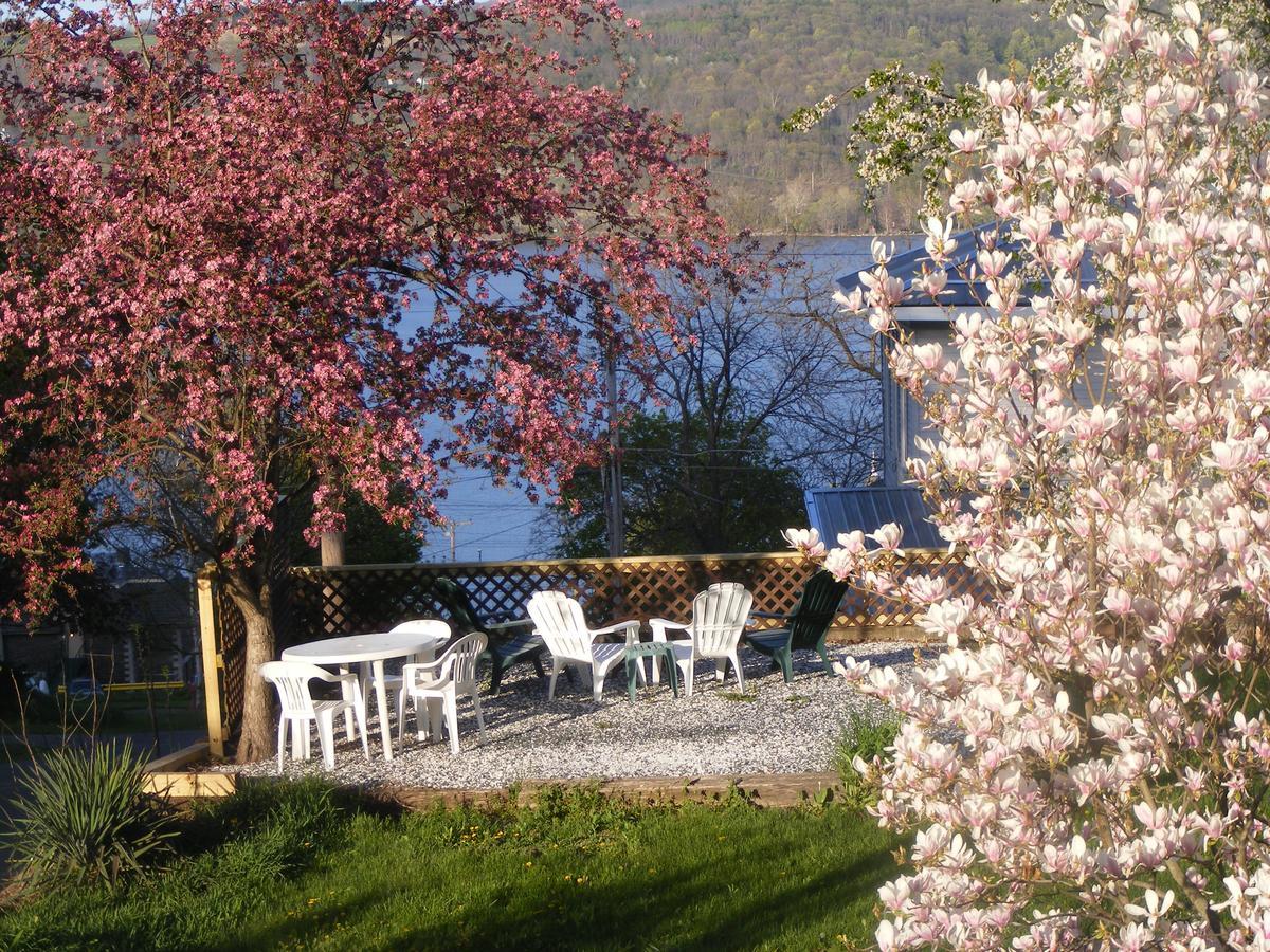 Lake Valley Legends B&B Watkins Glen Dış mekan fotoğraf