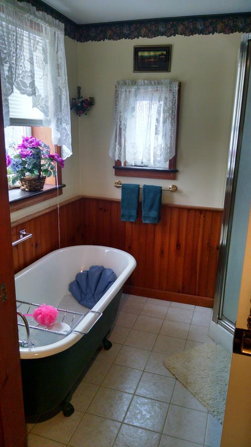 Lake Valley Legends B&B Watkins Glen Dış mekan fotoğraf