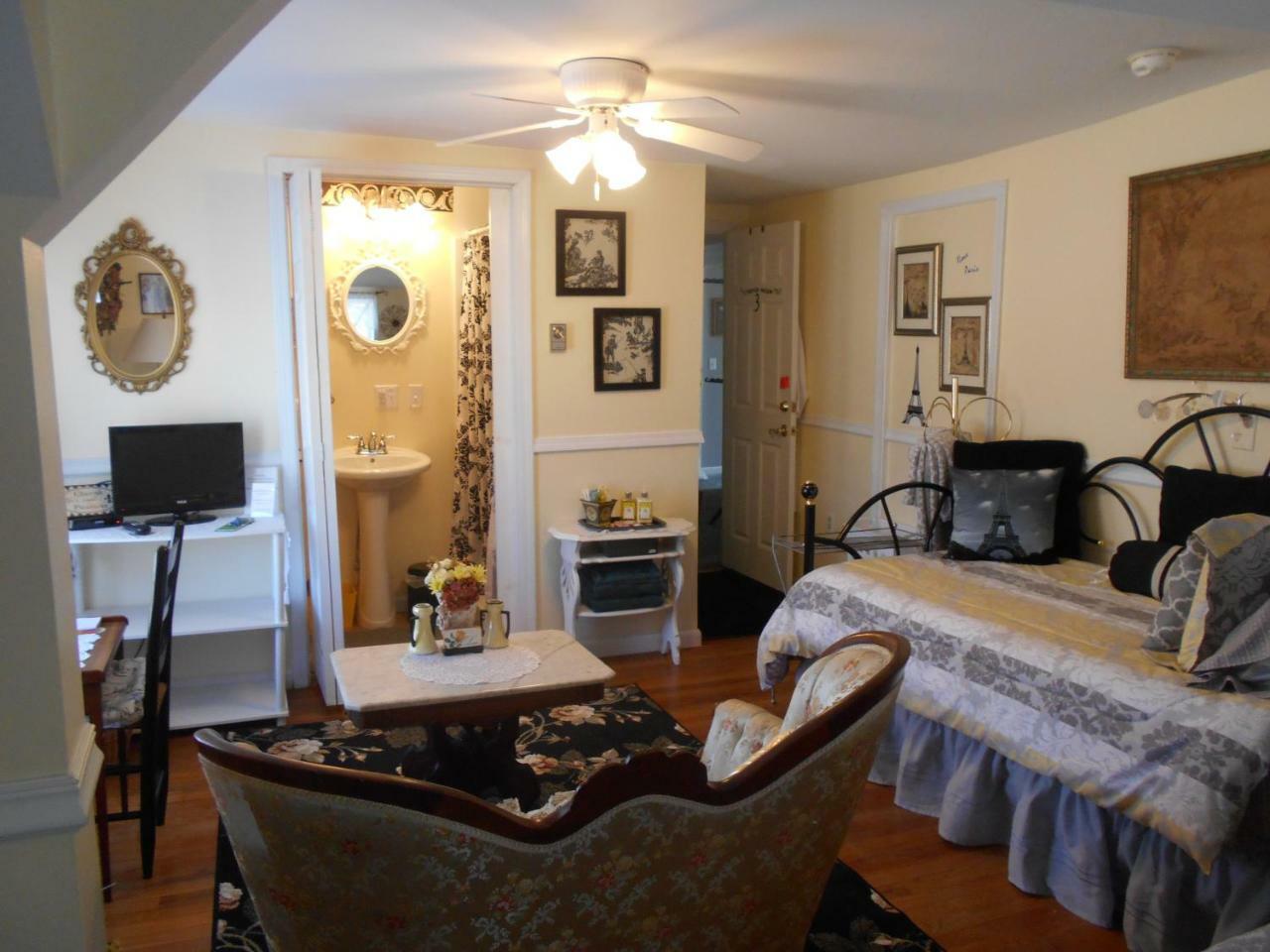 Lake Valley Legends B&B Watkins Glen Dış mekan fotoğraf